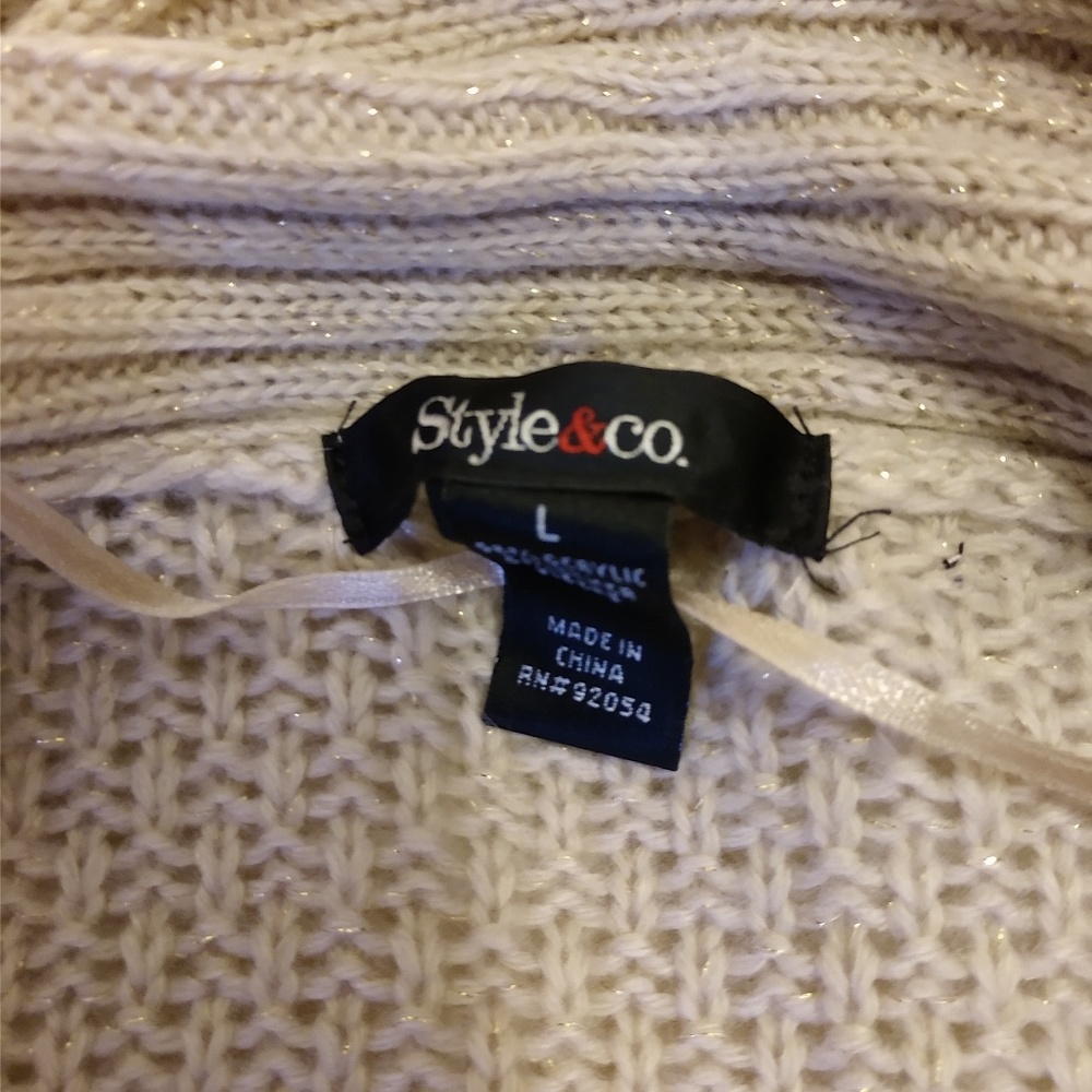 Sweater - Picture 3 of 3
